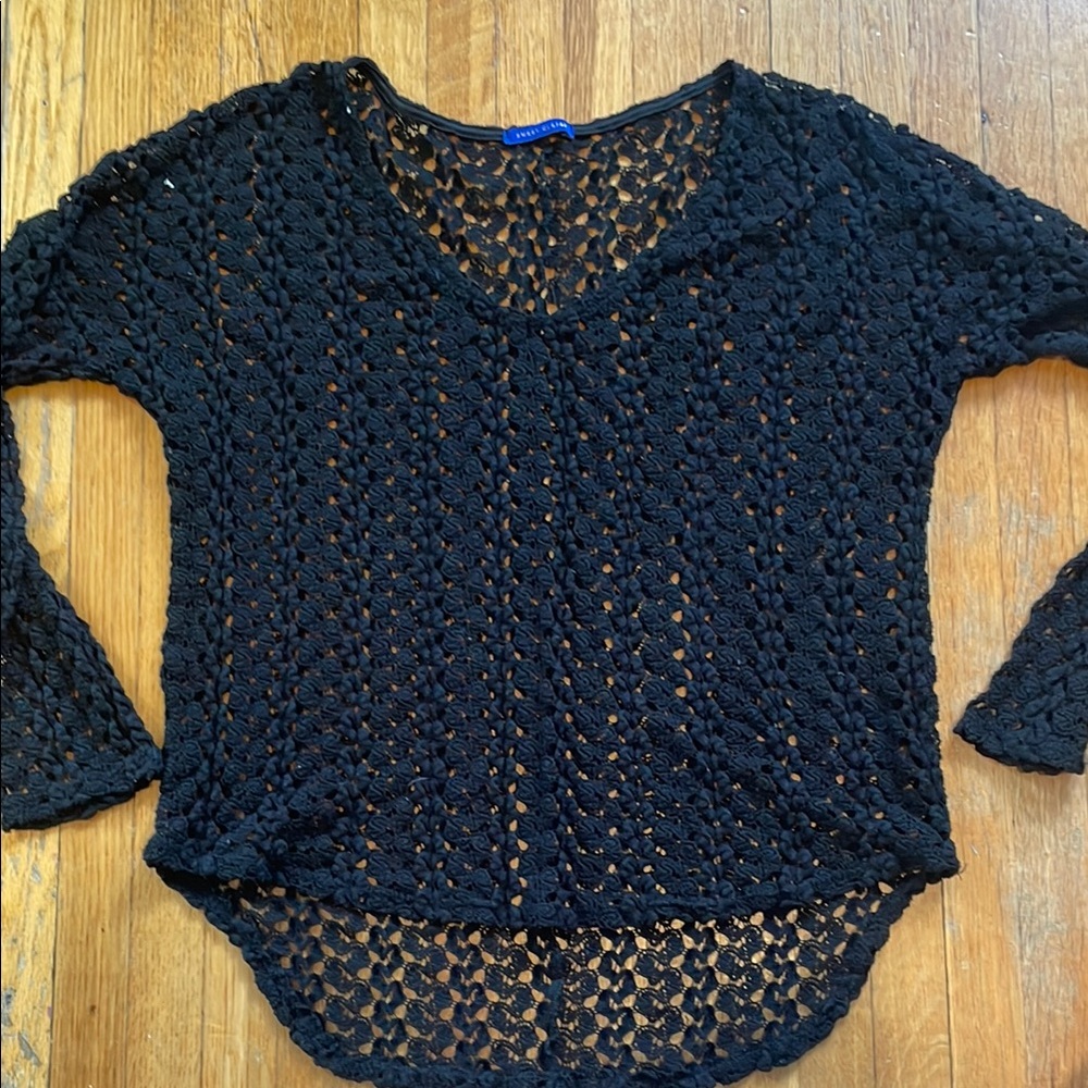 Sweet Claire Black Asymmetrical Cropped 3/4 Sleeve Knit Top